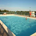 Sea Breeze And Rooftop Pool *