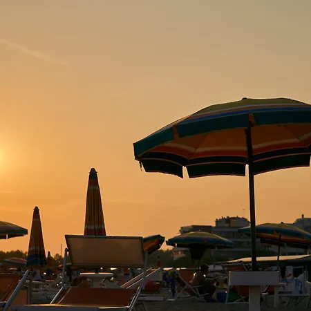 Apartament Sea Breeze And Rooftop Pool *