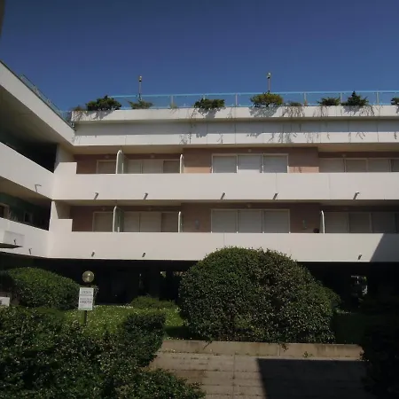 Sea Breeze And Rooftop Pool Apartment Bibione