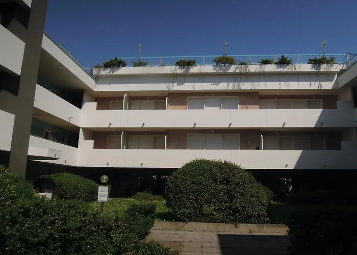 Sea Breeze And Rooftop Pool Apartment Bibione